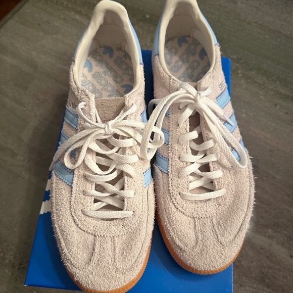 Adidas Spezial suede sneakers size Womens 7.5 (fits size 8.5 -- they run large) - Picture 2 of 4